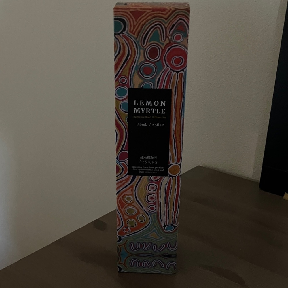 Lemon Myrtle Reed Diffuser - Colorful Abstract Pattern - Picture 2 of 6